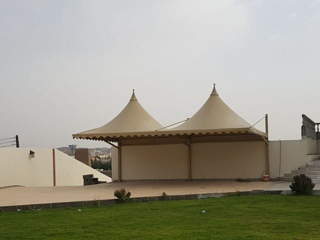 مظلات هرمية pvc